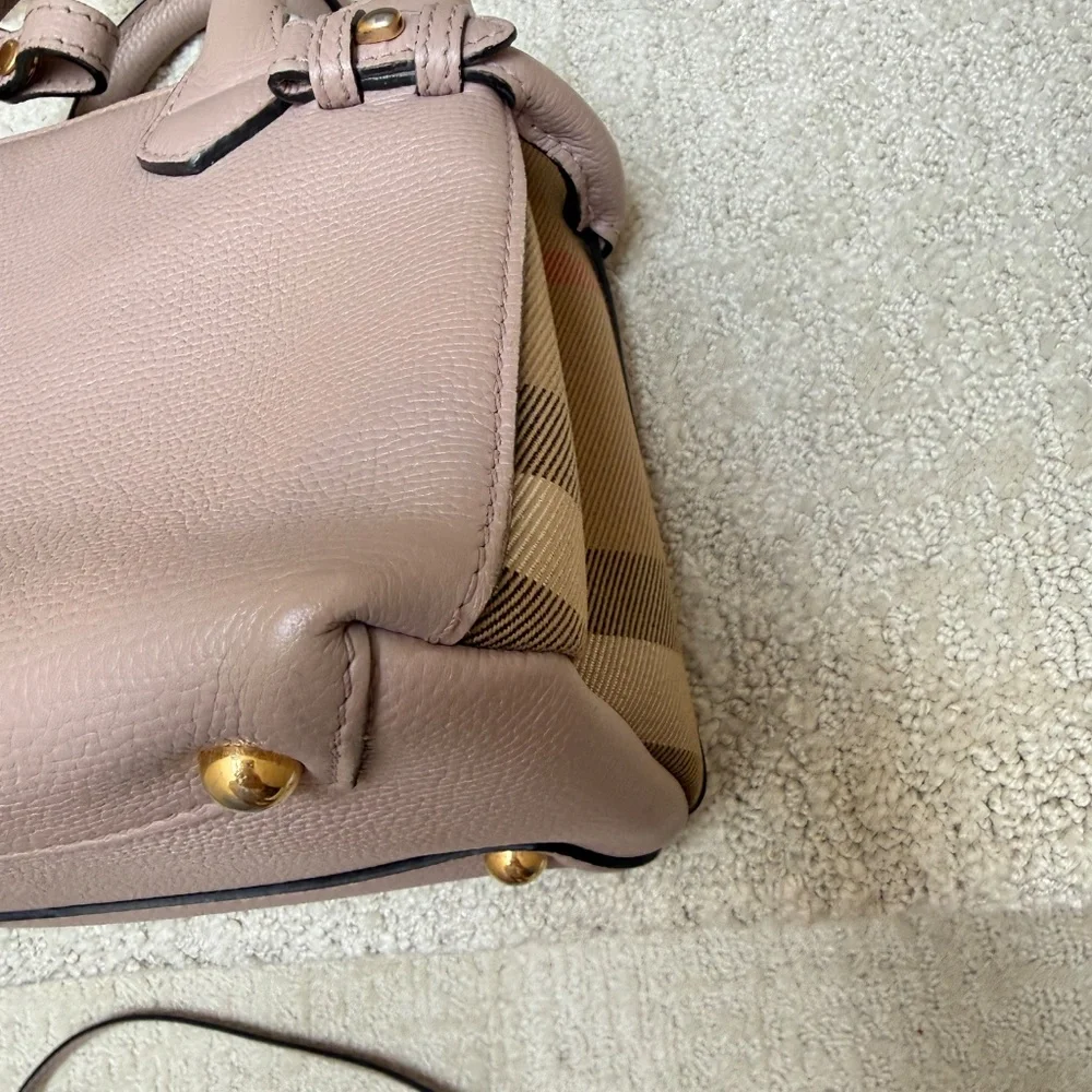 Burberry Banner Tote Mini in Blush - Picture 10 of 13